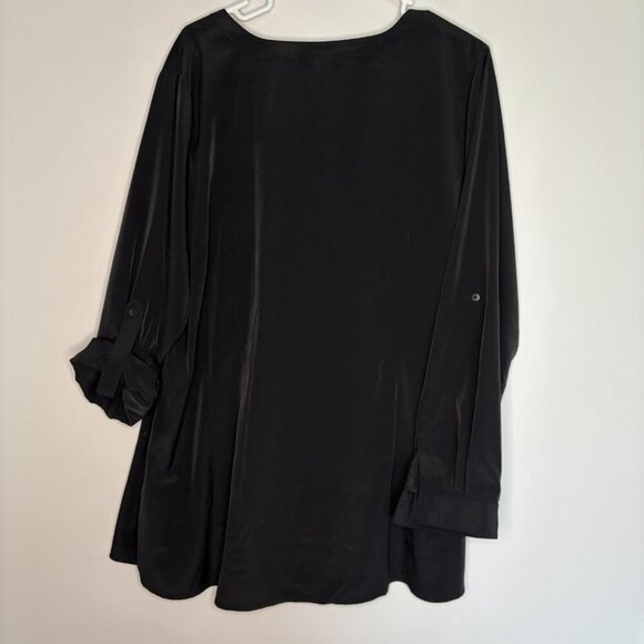 LANE BRYANT NEW Button Up Blouse Womens 22/24 Roll Tab Sleeve Black V-Neck - Picture 2 of 6